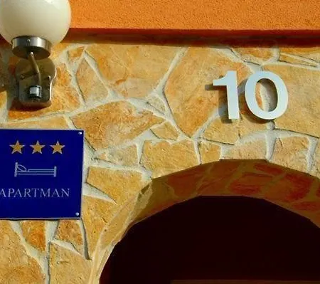 Mediteran, Kleine Mit Balkon *