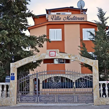 Mediteran, Kleine Mit Balkon Apartament Trogir