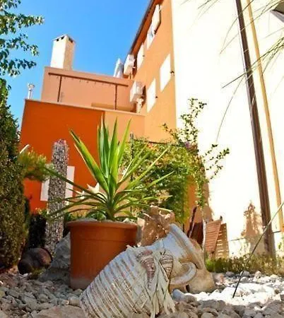 Mediteran, Kleine Mit Balkon Apartament *